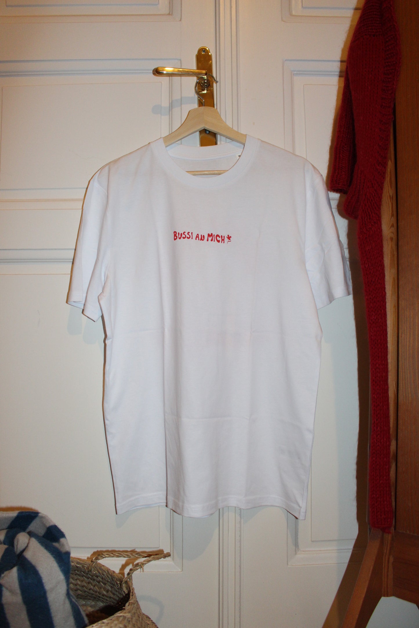 Unisex Normal Fit T-Shirt Weiß - Bussi an mich